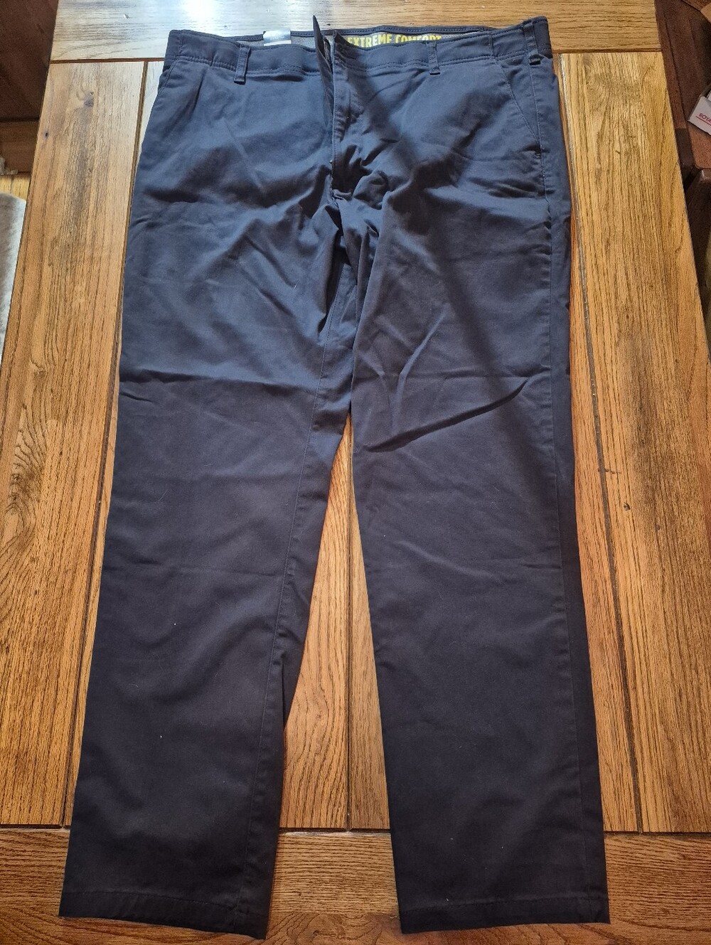 NWT Lee Extreme Comfort Slim Fit Pants